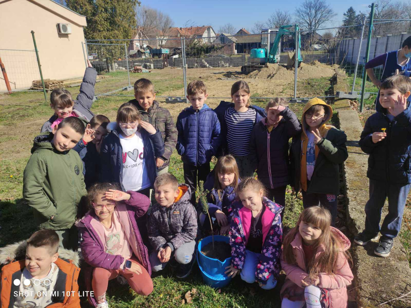 IMG 6691b9327c99b0d7c80e78c31348ade8 V